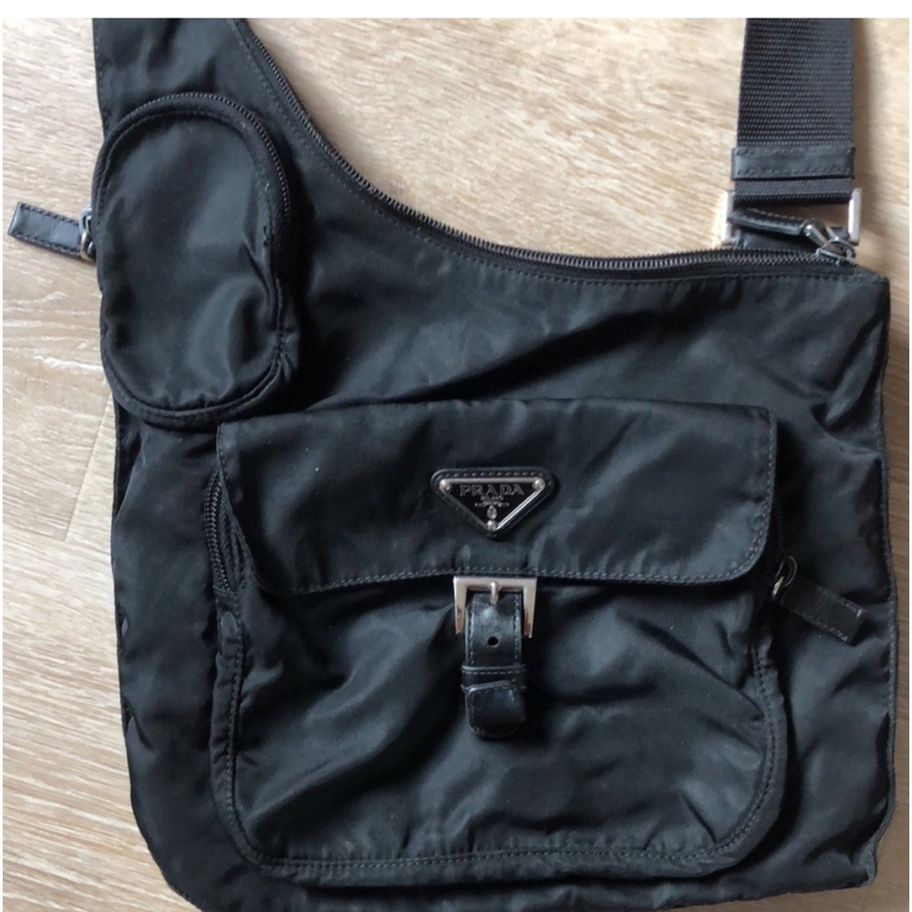Prada crossbody - Picture 3 of 5